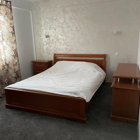 Eroilor Apartament Apartment Сучеава Екстериор снимка